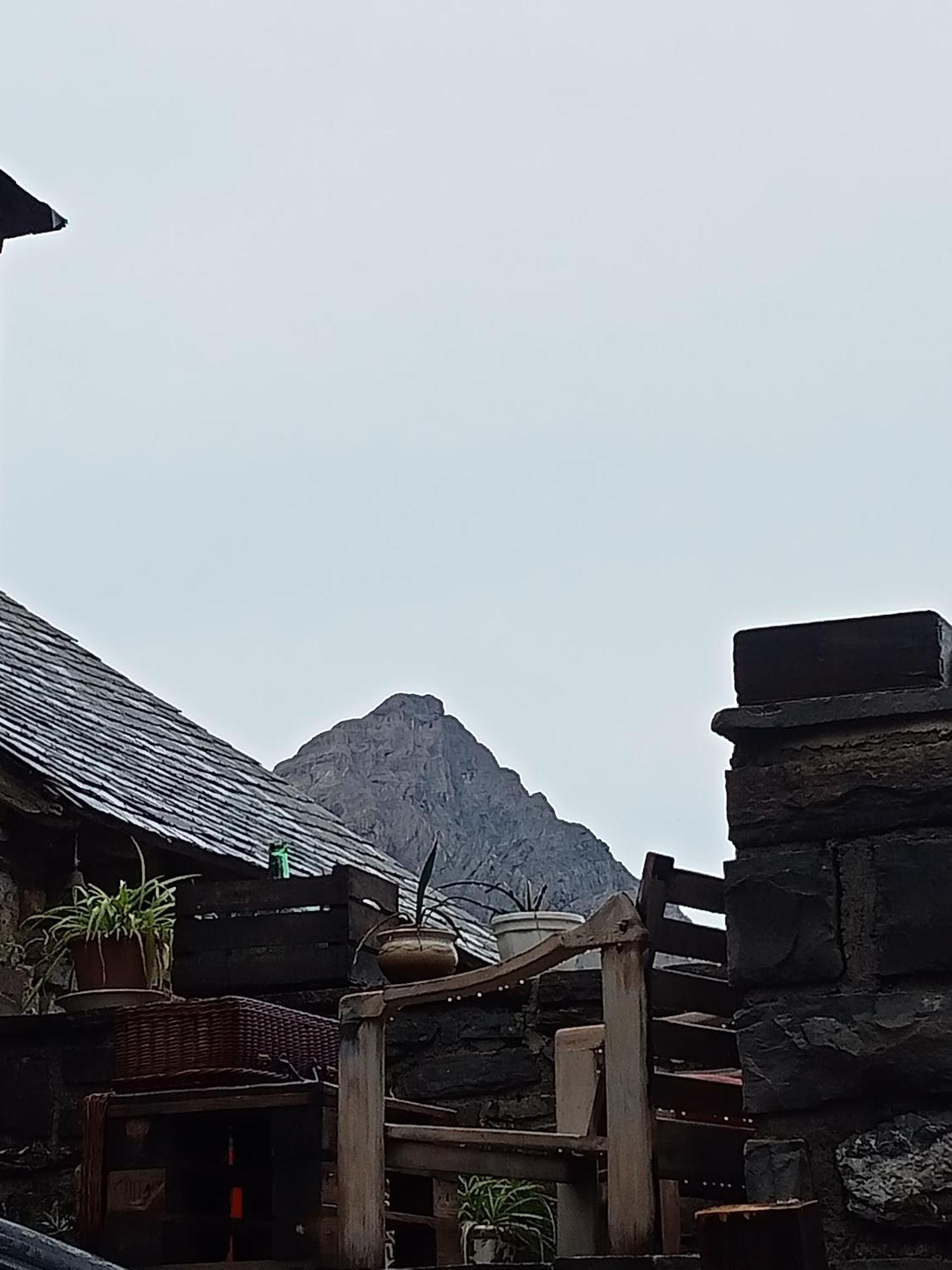 Suite En Cuadra Pajar, Casa Rural Hoz de Jaca Bagian luar foto
