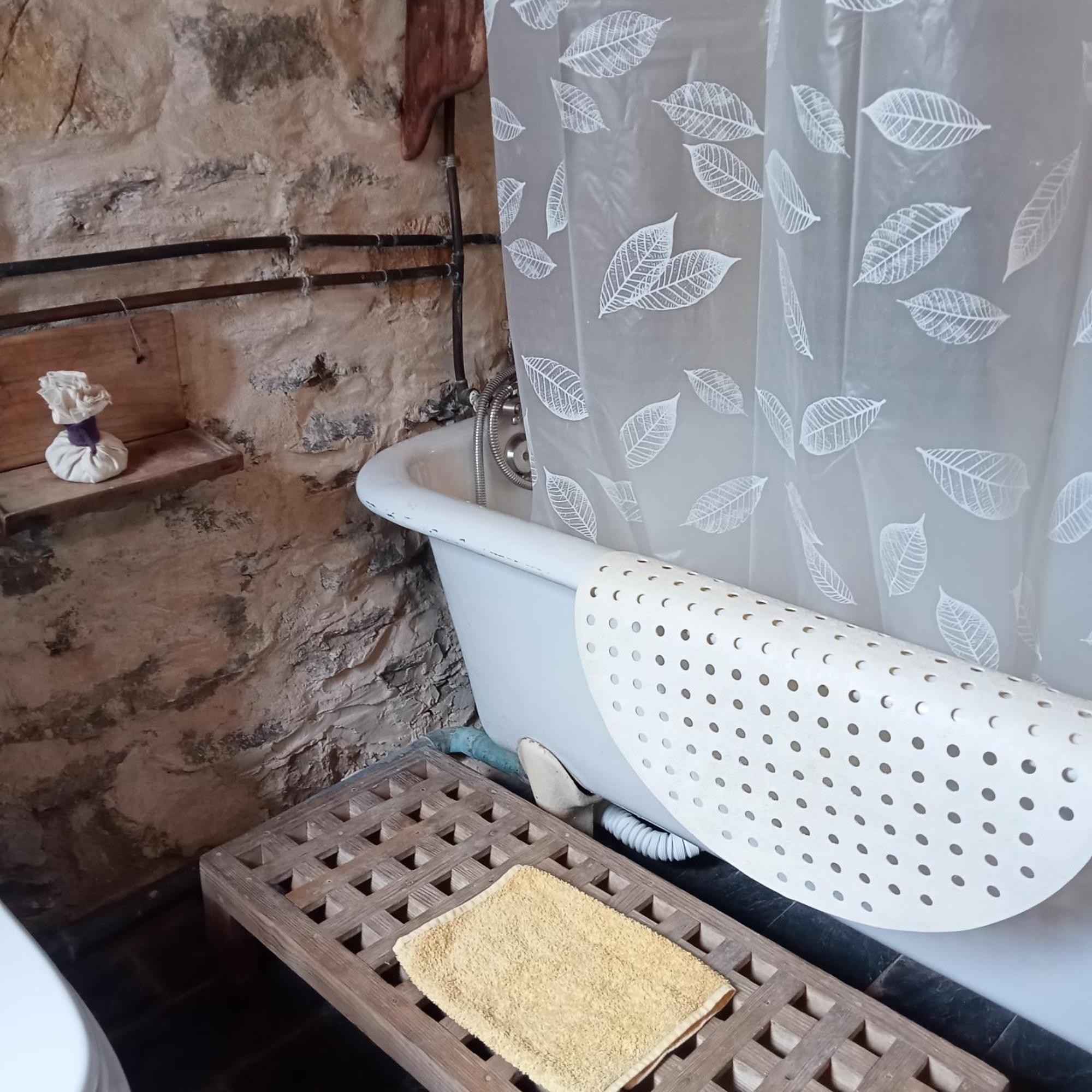 Suite En Cuadra Pajar, Casa Rural Hoz de Jaca Bagian luar foto